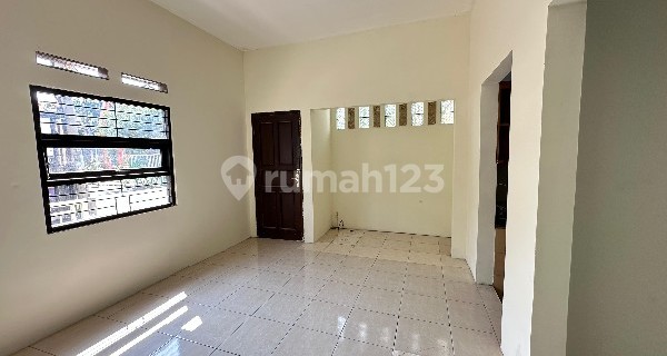 Modern 2-Story Hook House Wing Ciwastra Margasasi Ref.05002 1