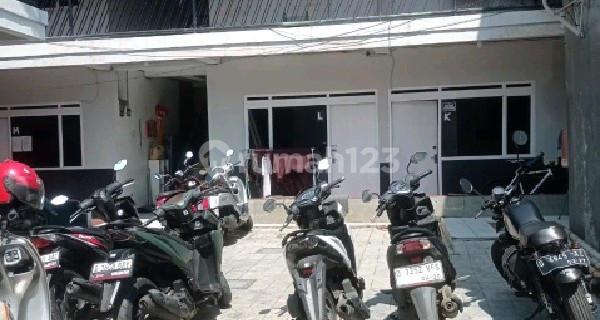 Active boarding house near Widyatama University, Cikutra Main Road, Ref.04978 1