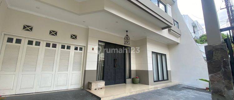 Rumah Furnish Ada Pool Area Senopati Jl. Ciomas Kebayoran Jaksel 1