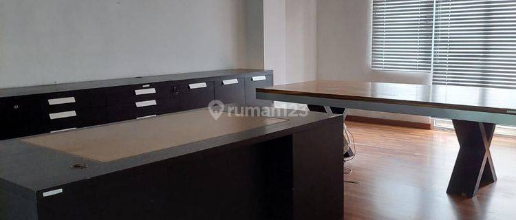 Ruko gandeng 2 siap pakai ada lift Permata Senayan Kebayoran  Jaksel 1