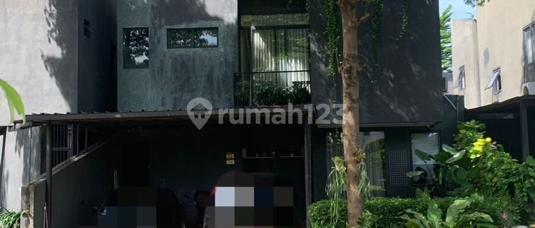 Rumah 3 Lantai di Townhouse Ozon Residence Bintaro Pesanggrahan Jaksel 1