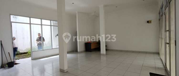 2-Story Shop House on Jl. Cigadung Raya Barat, Bandung City 1