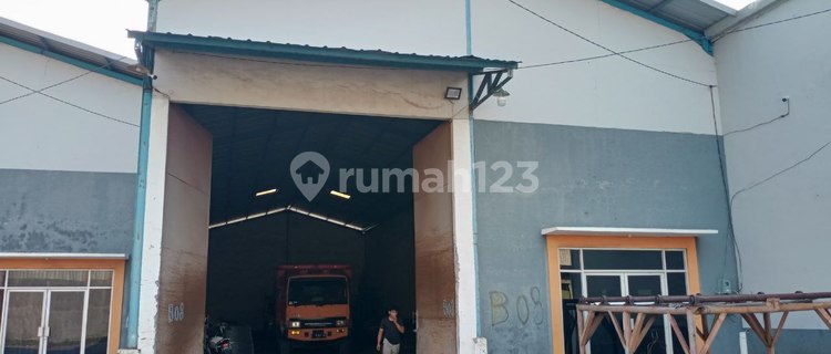Dijual Gudang Kepatihan Menganti - Gresik 396 M²  1
