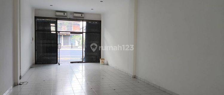 Eacb. Shophouse for rent on Jl. Dr. Ir. Soekarno, Dauhpeken Tabanan Bali 1