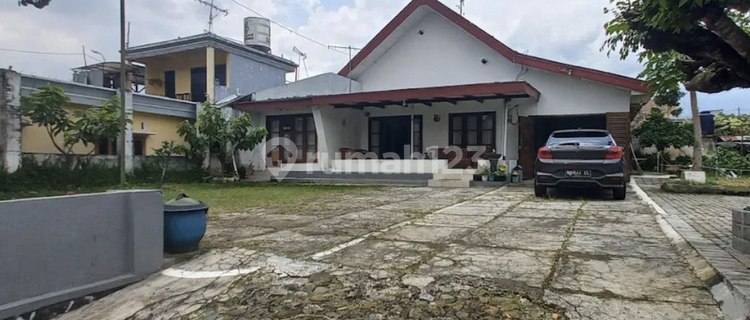 Well-Maintained Family Friendly Comfortable House in Bumiaji Batu 1