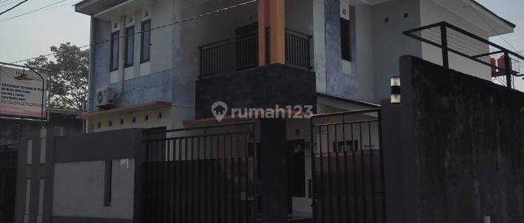 KOSAN EKSKLUSIF BESERTA RUMAH INDUK DEKAT KAMPUS UII JALAN KALIURANG.  1