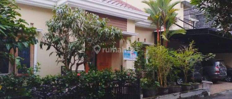 RUMAH MEWAH  DEKAT KAMPUS UGM DAN UII DI JALAN KALIURANG KM 9 1