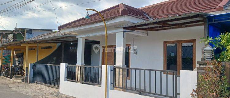 RUMAH CANTIK SUPER  MURAH DI PURWOMARTANI  1