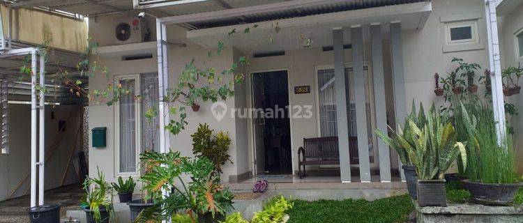 RUMAH SUPER  CANTIK DEKAT KAMPUS UGM DAN UII DI JALAN KALIURANG KM 9 1