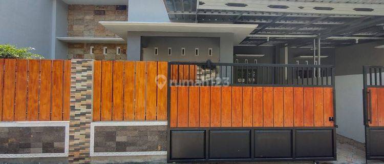 RUMAH BARU CANTIK  SIAP  HUNI DI MAGUWO 1