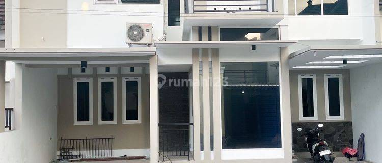 RUMAH CANTIK DAN  MURAH DEKAT KAMPUS  UGM  DAN UII DI JALAN KALIURANG KM 7 1