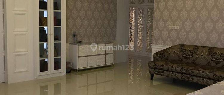 Rumah Di Grisenda, Kapuk Jakarta Utara Hoek Uk 13x17, 3 Lantai 1