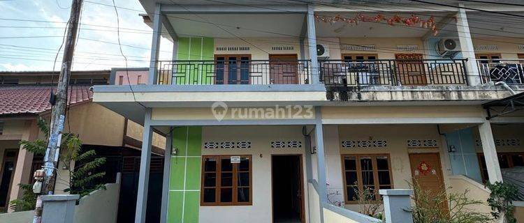 Rumah 2 Lantai di Jalan Adi Sucipto, Kubu Raya 1