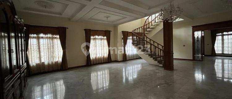 Rumah Bagus Besar di Kelapa Gading Jakarta Utara 1