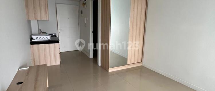 Apartemen Studio Semi Furnished 1