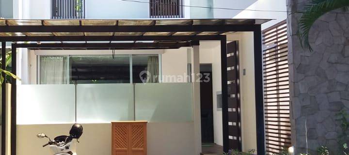 Rumah Elite  Sunset Road Kuta Bali 1