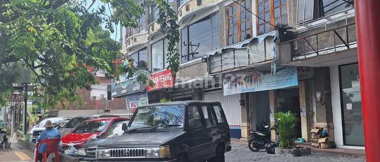 Strategic Shop House Guaranteed Profit Suitable for All Businesses Diponegoro Denpasar Bali 1