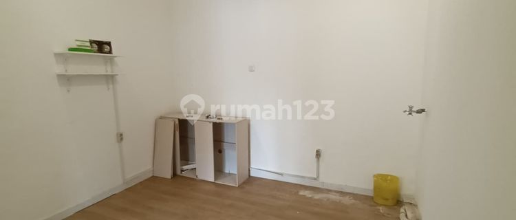 Rent a Kiosk Shop Office at Mediterania Garden Residence 2 West Jakarta 1
