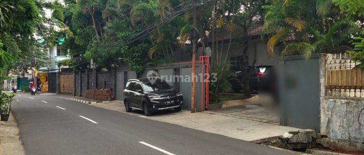 Rumah Kantor Sangat Strategis Bagus Bersih Terawat 1