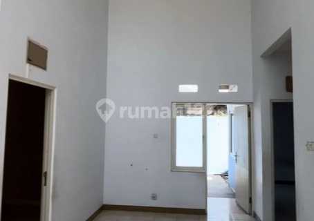 Frida - For Sale: House in VALENCIA RESIDENCE, Gedangan, Sidoarjo, East Java

Property Description:
Transaction: Sale
Type: House
Address: VALENCIA RESIDENCE
Location: Gedangan, Sidoarjo, East Java
Certificate: SHM (Freehold Title)
Land Area: 153 m2
Building Area: 77 m2 1