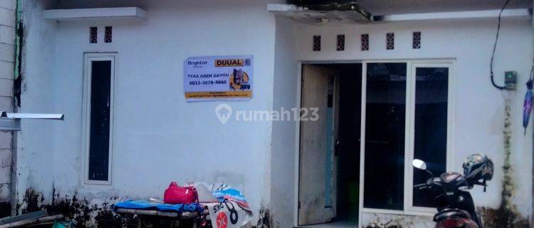 Tyas- DiJual Rumah di VILLA BUKIT ASRI , Wungu , Madiun 1