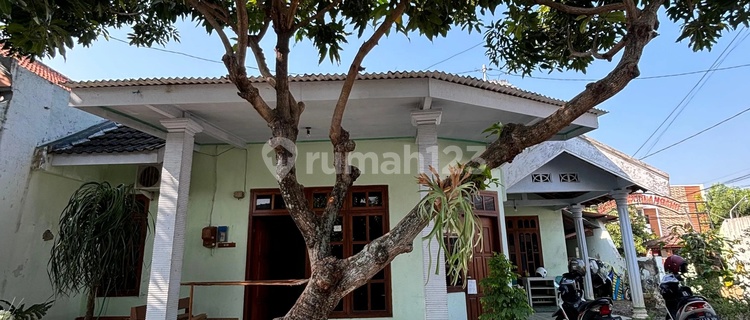 Tyas- DiJual Rumah di PERUMAHAN BUMI ANTARIKSA JALAN MUSTANG , Kartoharjo , Madiun 1