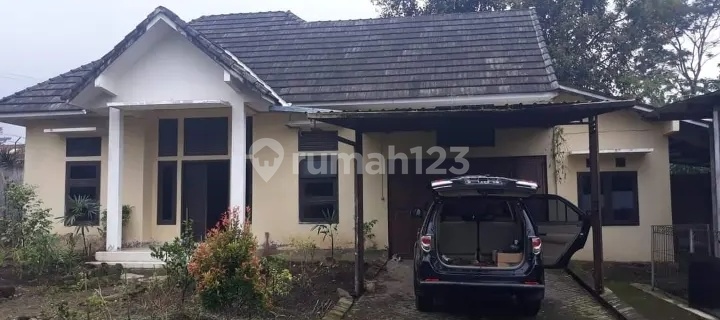 Taufik - House for Sale on Jl. Keramat Pujon - Pujon, Malang 1