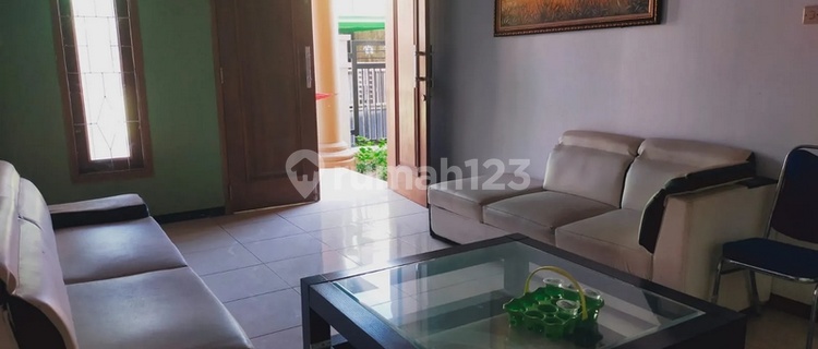 Frida- DiJual Rumah di LATSARI , Tuban , Tuban , Jawa Timur

Deskripsi Properti, 
Transaksi : Jual
Tipe : Rumah
Alamat : LATSARI
Lokasi : Tuban , Tuban , Jawa Timur
Sertifikat : SHM
Luas Tanah : 773 m2
Luas Bangunan : 950 m2
Kamar Tidur : 3
Kamar Mandi :  1
