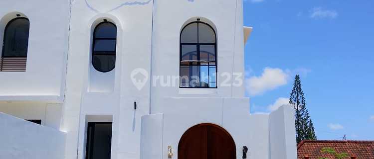 2-Storey Villa House Ready to Occupy Fully Furnished Near the Airport 1