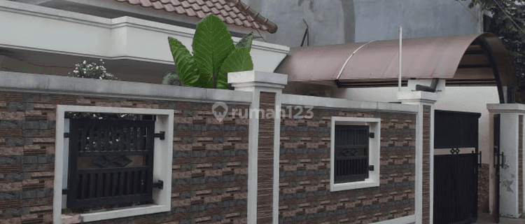 Rumah Minimalis Modern Menteng Dalam Tebet Jakarta Selatan 1