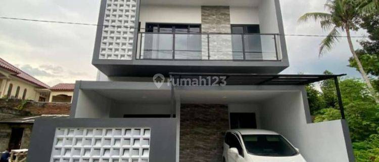 Rumah Baru Modern 2 Lantai Di Jalan Kaliurang Km 8.5  1