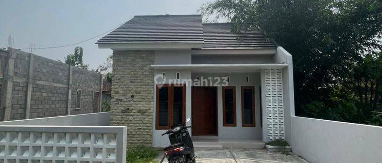 Rumah Baru Minimalis Harga Super Ekonomis Di Sendangmulyo 1