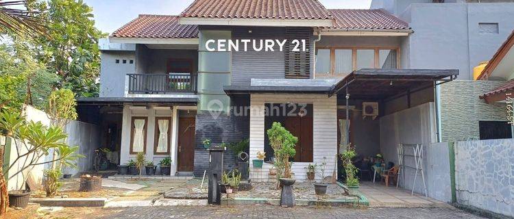 RUMAH 2 Lantai Di Jual Cepat Di Daerah Cipadu 1