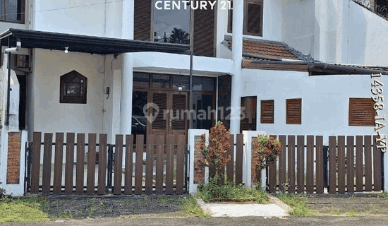Disewakan Rumah Siap Huni Semi Furnished Depan Taman Di Lbk Bulus 1