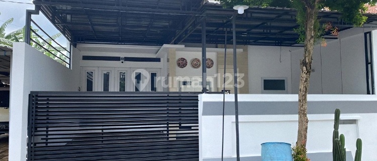 Rumah Bagus di Manyaran Dekat Exit Tol Manyaran Semarang 1