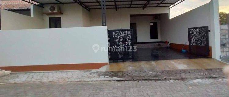 Rumah Mewah Baru Tengah Kota Manyaran Semarang 1