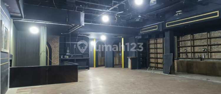 Gedung 3 Lantai Ex Dronk Bar Di Kemang Raya Jaksel 1