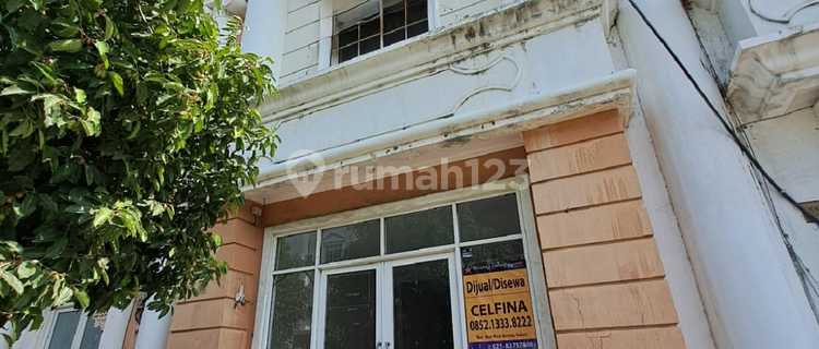 Shop house in PIK Jakarta 1