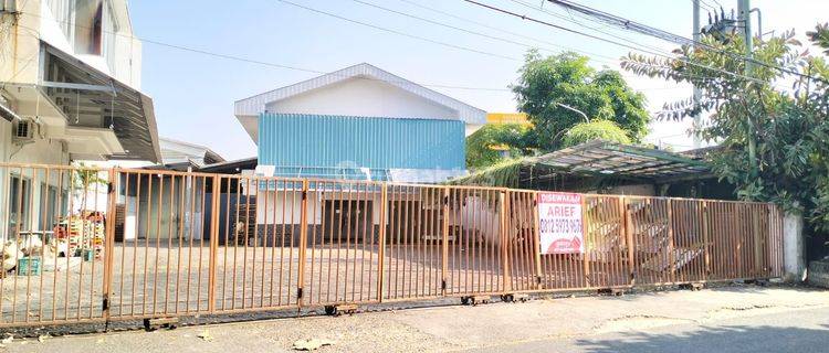 Di Sewakan Gudang Dharmahusada Kaliwaron,Surabaya 1