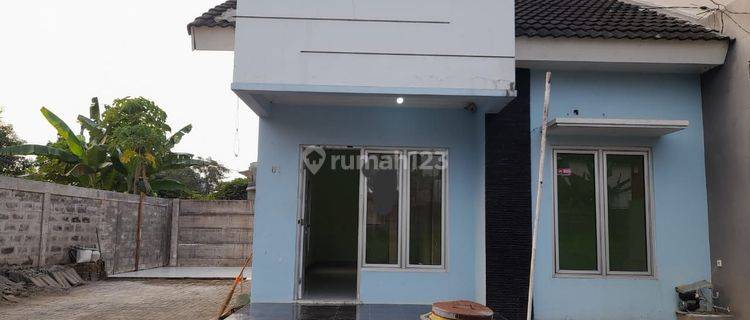 Dijual Rumah Medoho 1