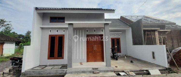 Rumah Murah Colomadu Strategis Dekat Kampus Akfis Gedongan 1