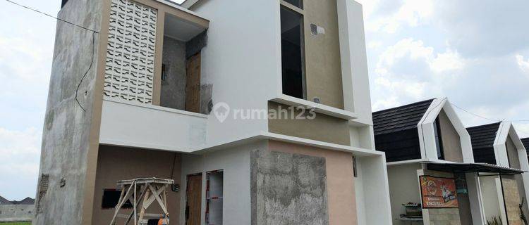 Rumah Murah 2 Lamtai Scandinavian Gumpang Selatan Kampus UMS  1