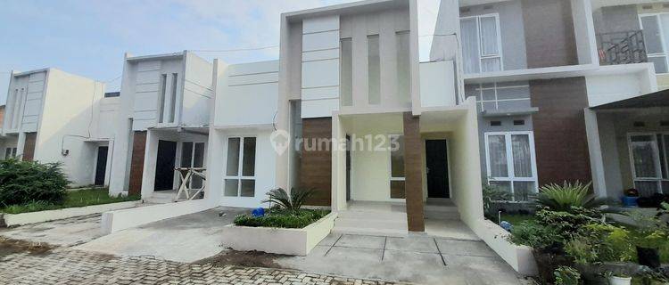 Perumahan Modern Bonavida Town House Purwokerto Selatan 1