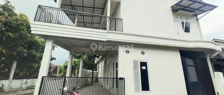 Rumah Kost Aktif 2 Lantai Sumampir Strategis Kawasan Kampus 1