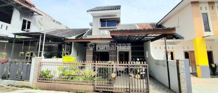 Rumah 2 Lantai Dekat Jalan Gerilya Strategis Tengah Kota Purwokerto 1