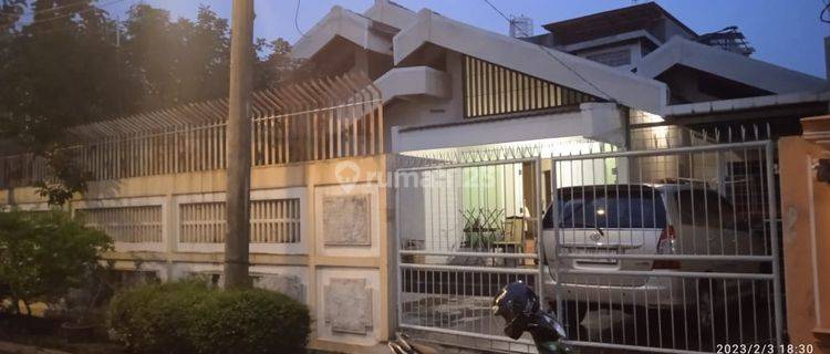 Dijual Rumah Sunrise Garden, Jakarta Barat  1