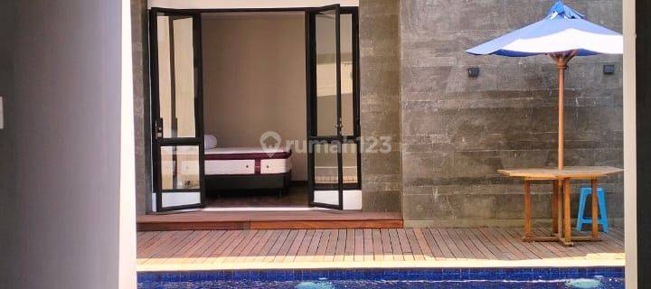 Rumah Mewah Ada Swimming Pool Di Gading Serpong 1