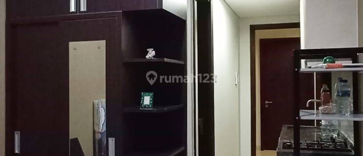 Sewa apartemen Full furnished studio  1