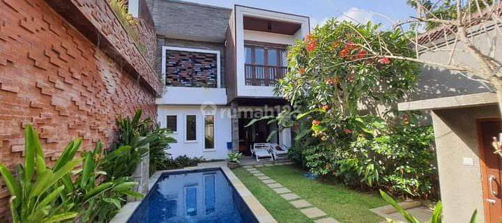  Rumah Furnished Bagus SHM - Sertifikat Hak Milik di Jimbaran 1