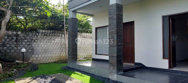 Villa  Furnished Bagus SHM - Sertifikat Hak Milik di Jalan smeinyak , Seminyak 1